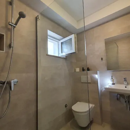 Melanie Апартаменти *