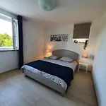 Melanie Apartment